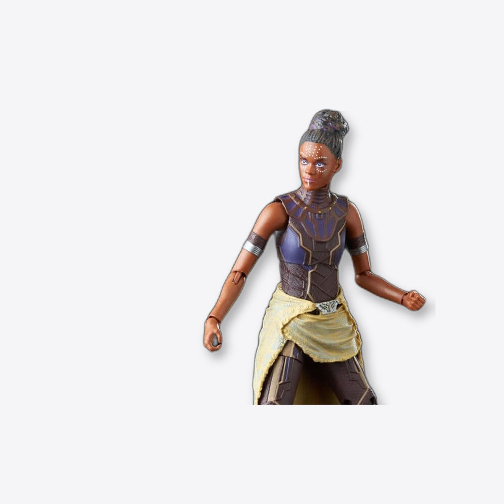Figura hasbro marvel legend seris shuri black panther legacy collection (imagen 3 de 6)