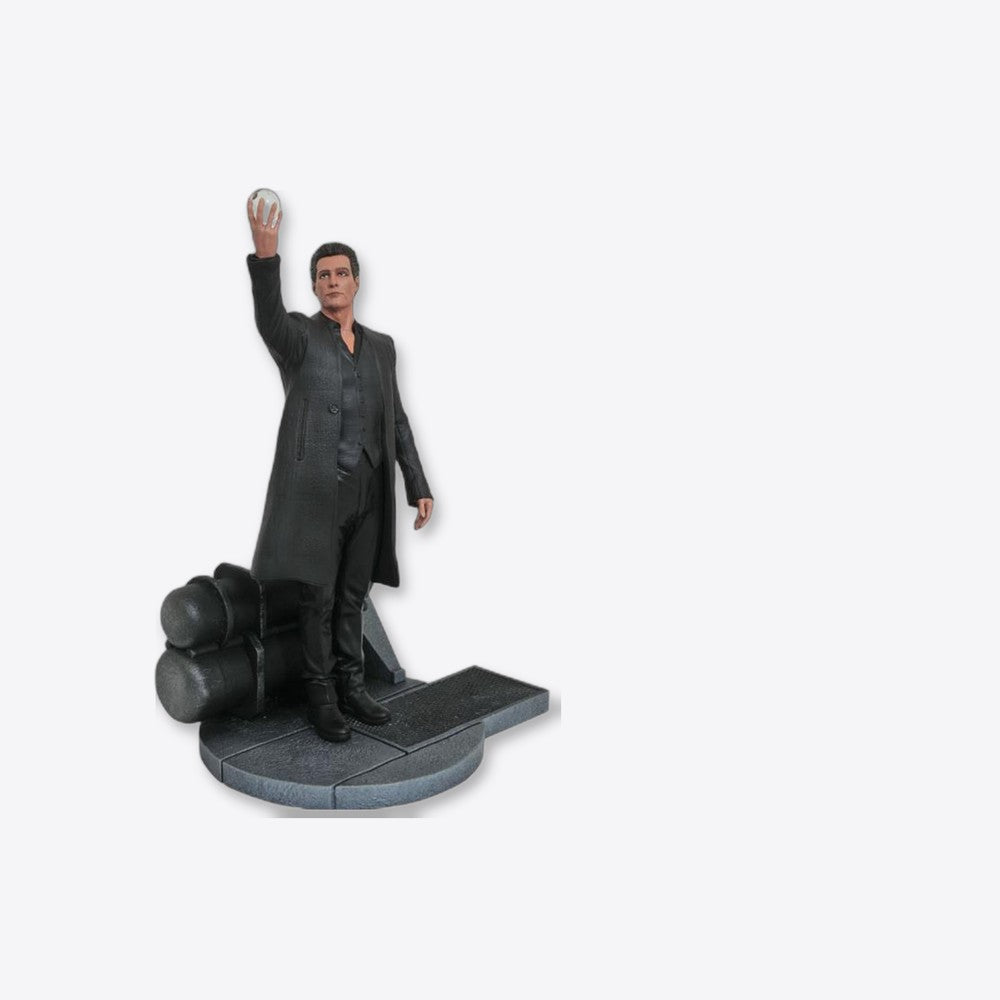Diamond Select Toys Figura diamond collection la torre oscura el hombre de negro 25 cm gallery pvc (imagen 6 de 6)