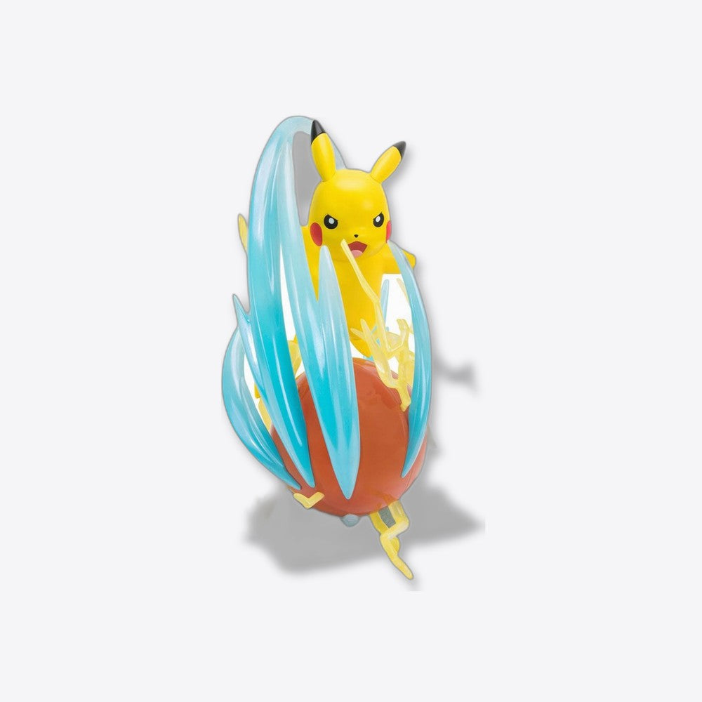 Jazwares Figura pokemon 25 aniversario con iluminación deluxe pikachu (imagen 2 de 6)