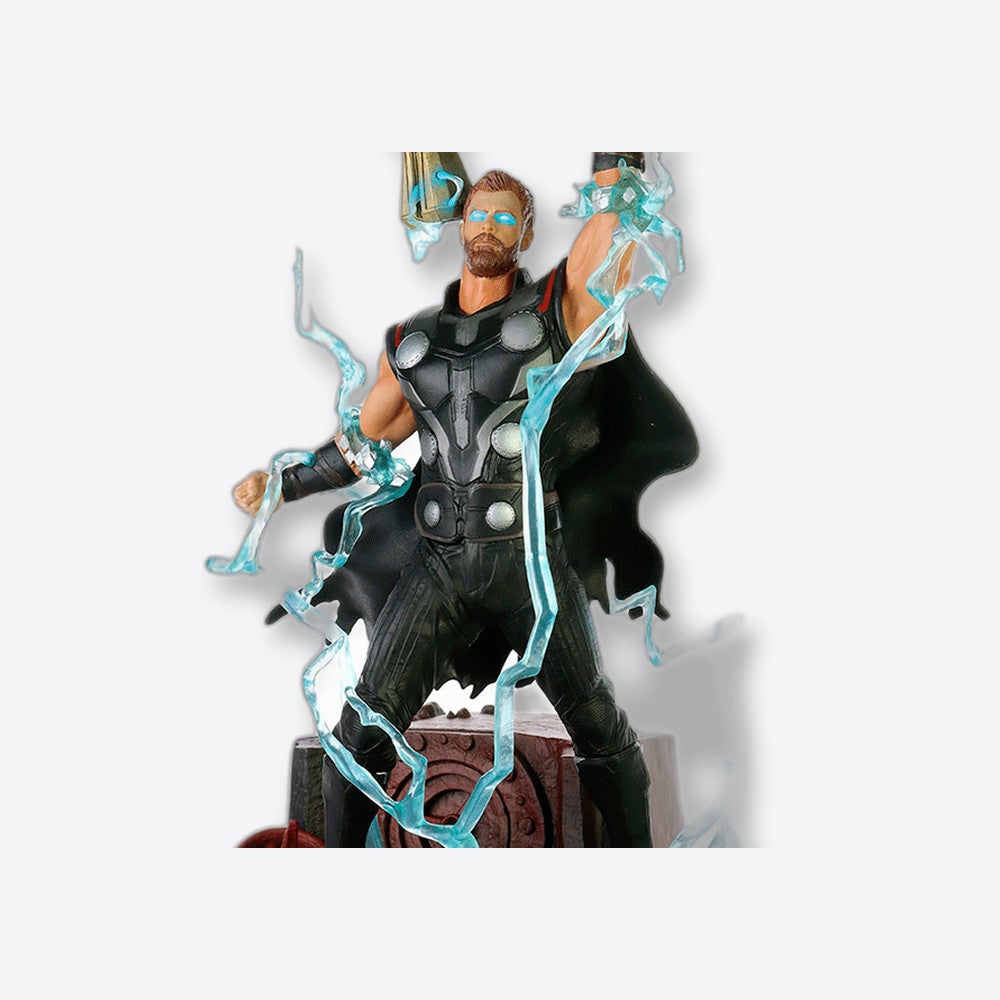 Diamond Select Figura Thor Vengadores Marvel diorama (imagen 6 de 6)