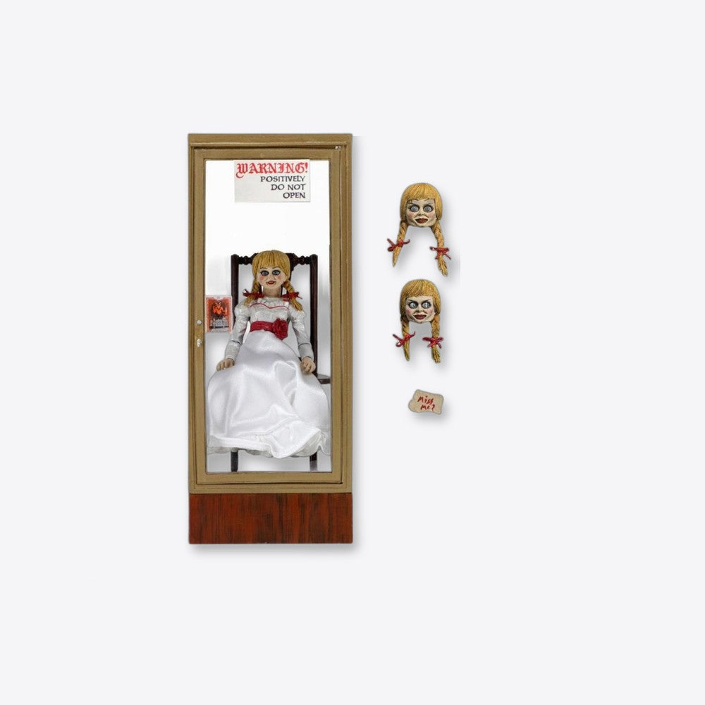 Figura neca the conjuring universe anabelle (imagen 6 de 6)
