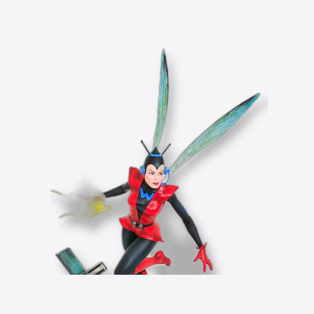 Diamond Select Estatua Wasp Marvel Gallery 33cm (imagen 4 de 6)