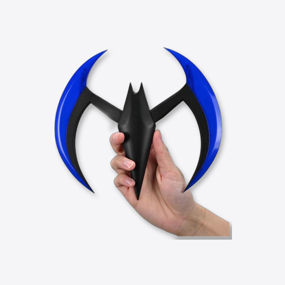 Replica neca batman beyond -  batarang blue with ligths (imagen 2 de 6)