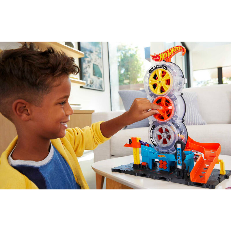 Mattel Super Tienda de Llantas Hot Wheels (imagen 3 de 7)