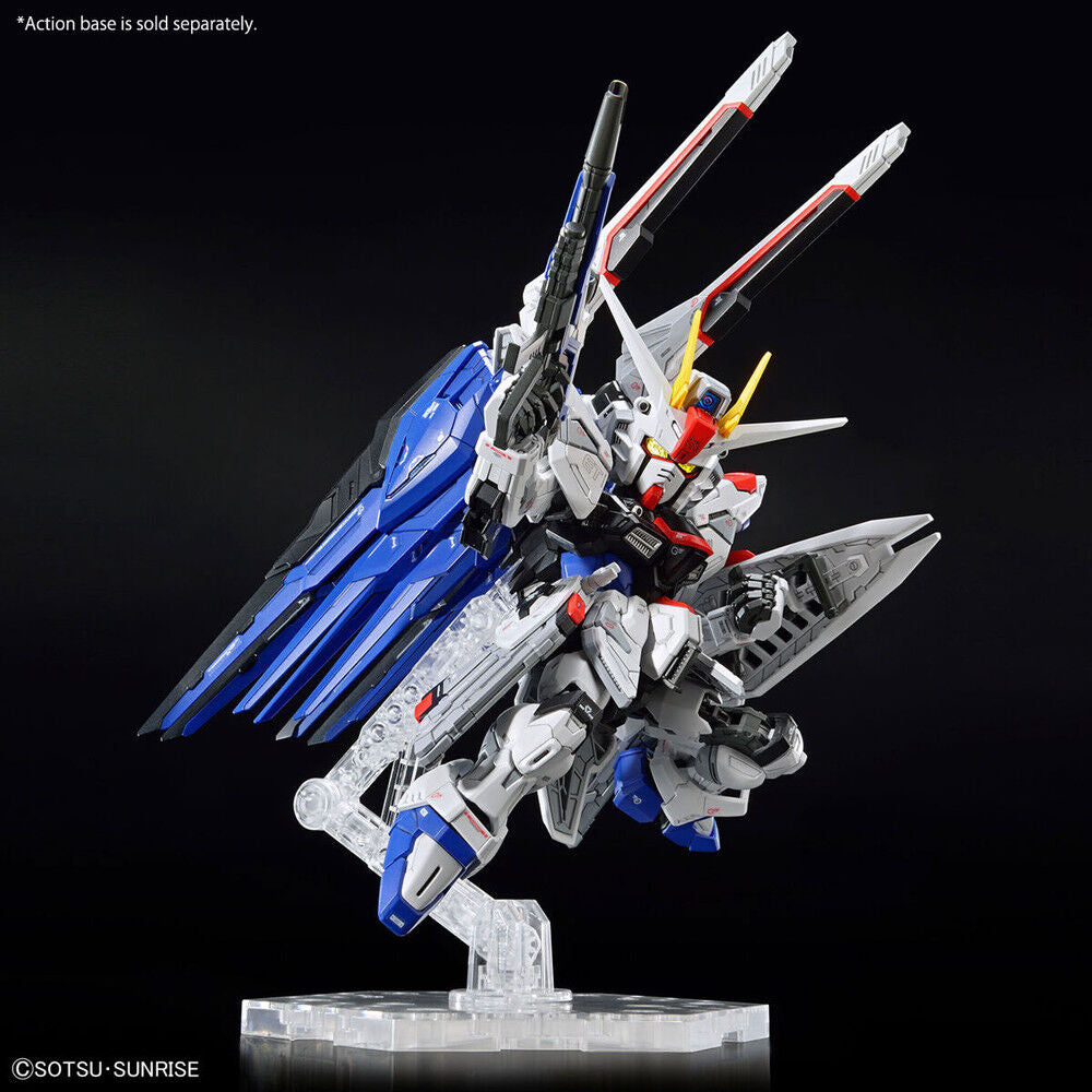 Bandai Hobby Maqueta MGSD ZGMF-X10A Freedom Gundam (imagen 3 de 10)
