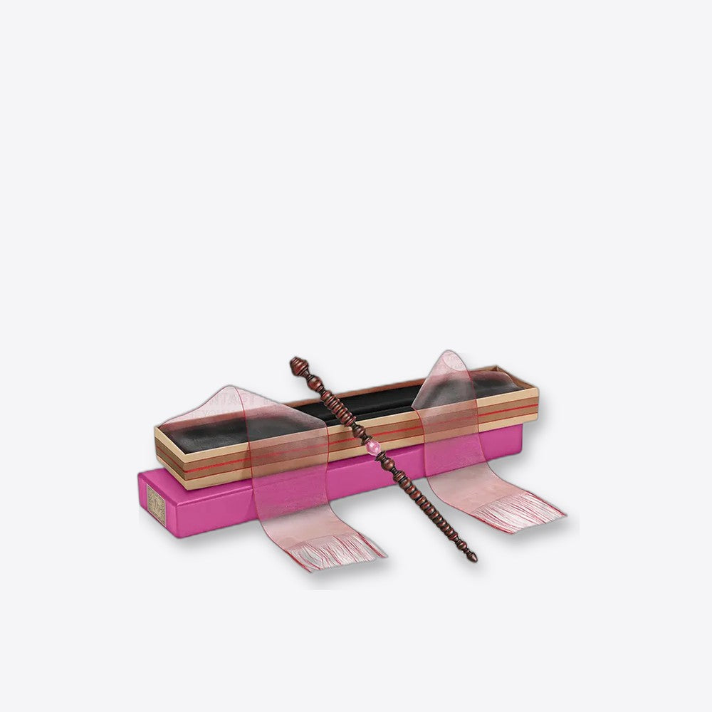 Replica the noble collection harry potter varita de dolores umbridge caja de olivander (imagen 4 de 6)