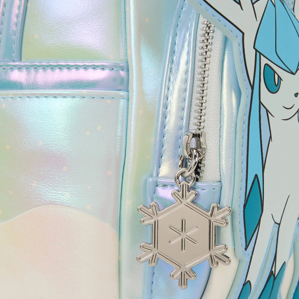 Mochila Invierno Pokemon Loungefly 26cm (imagen 5 de 6)