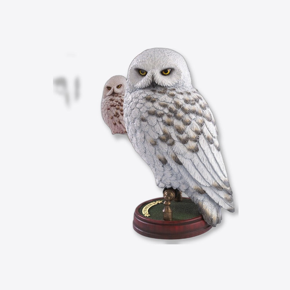 Figura the noble collection harry potter criaturas magicas estatua resina hedwig 24 cm (imagen 2 de 6)