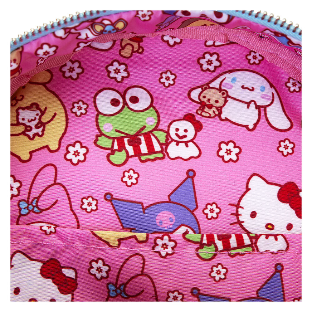 Mochila Hello Kitty and Bear Hello Kitty Loungefly 26cm (imagen 6 de 7)