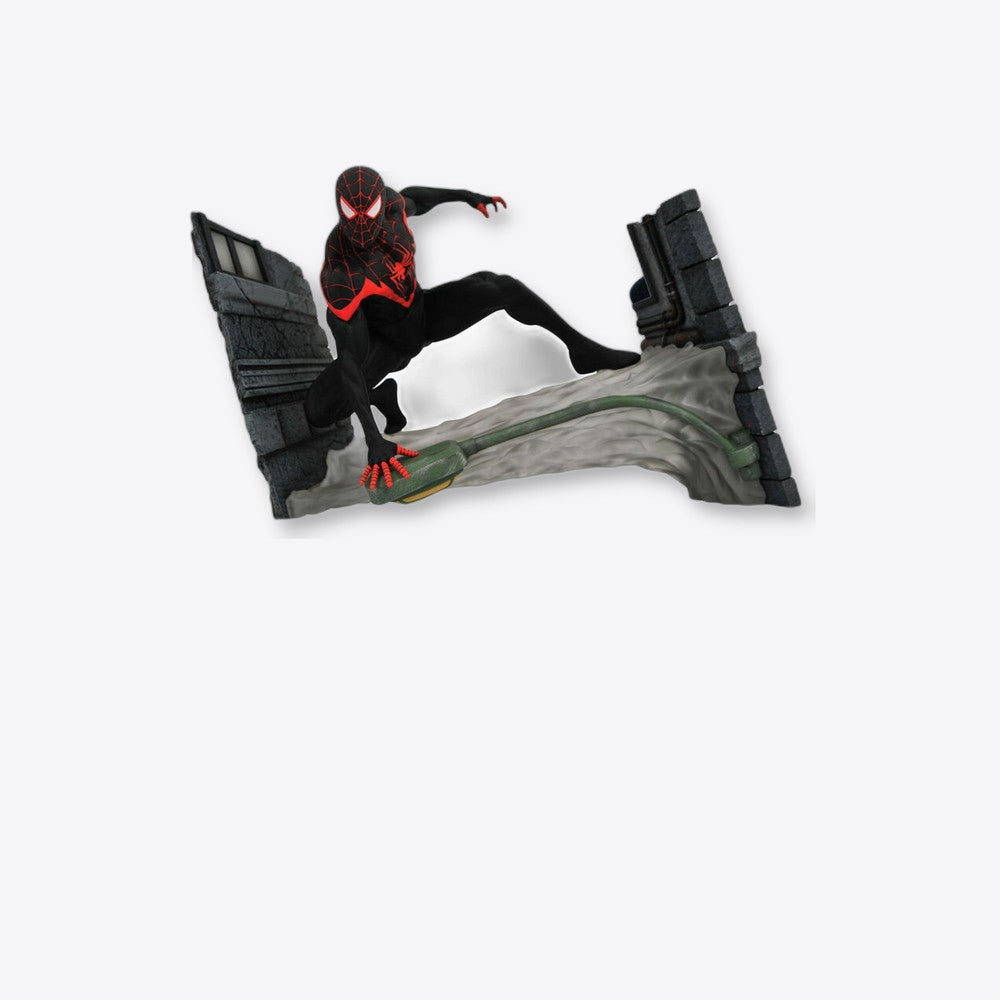 Diamond Select Figura Miles Morales Spiderman Marvel Comic Gallery 18cm (imagen 6 de 6)
