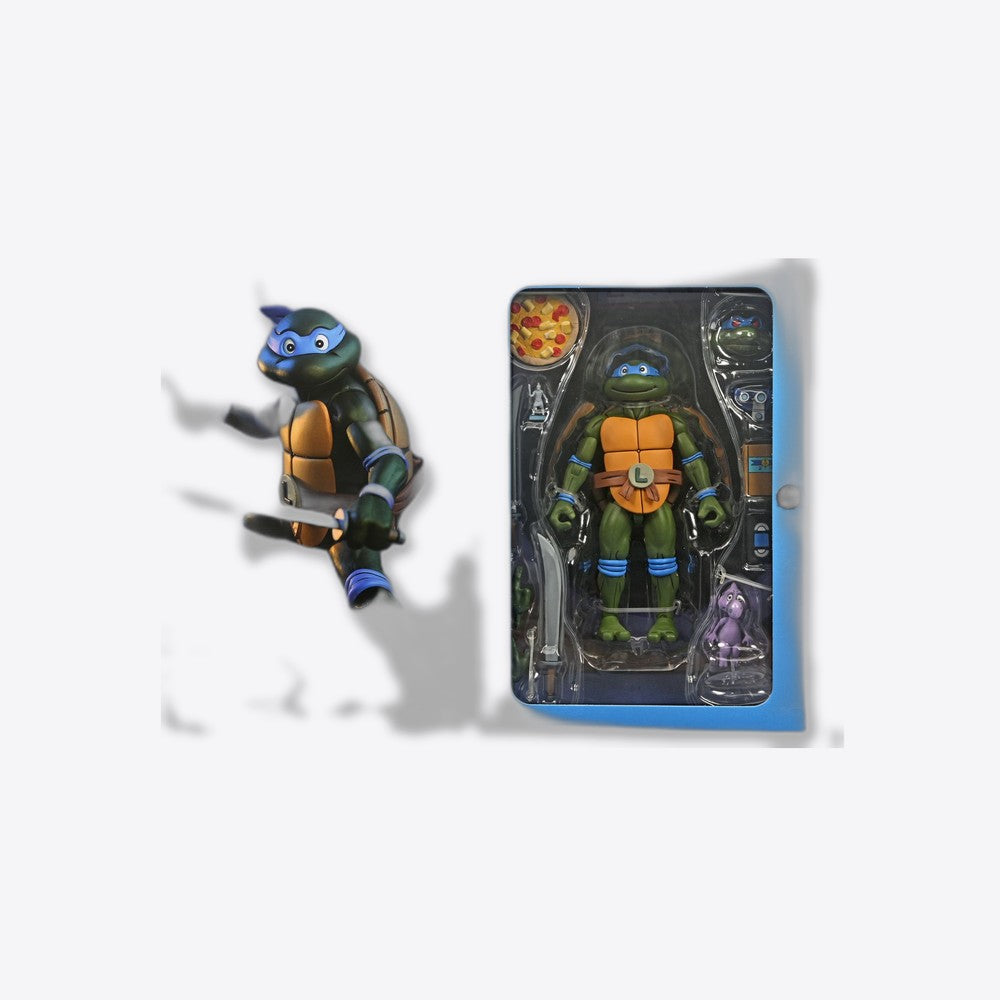 Figura neca teenage mutant ninja turtles cartoon ultimate leonardo vhs scale action 18cm (imagen 2 de 6)