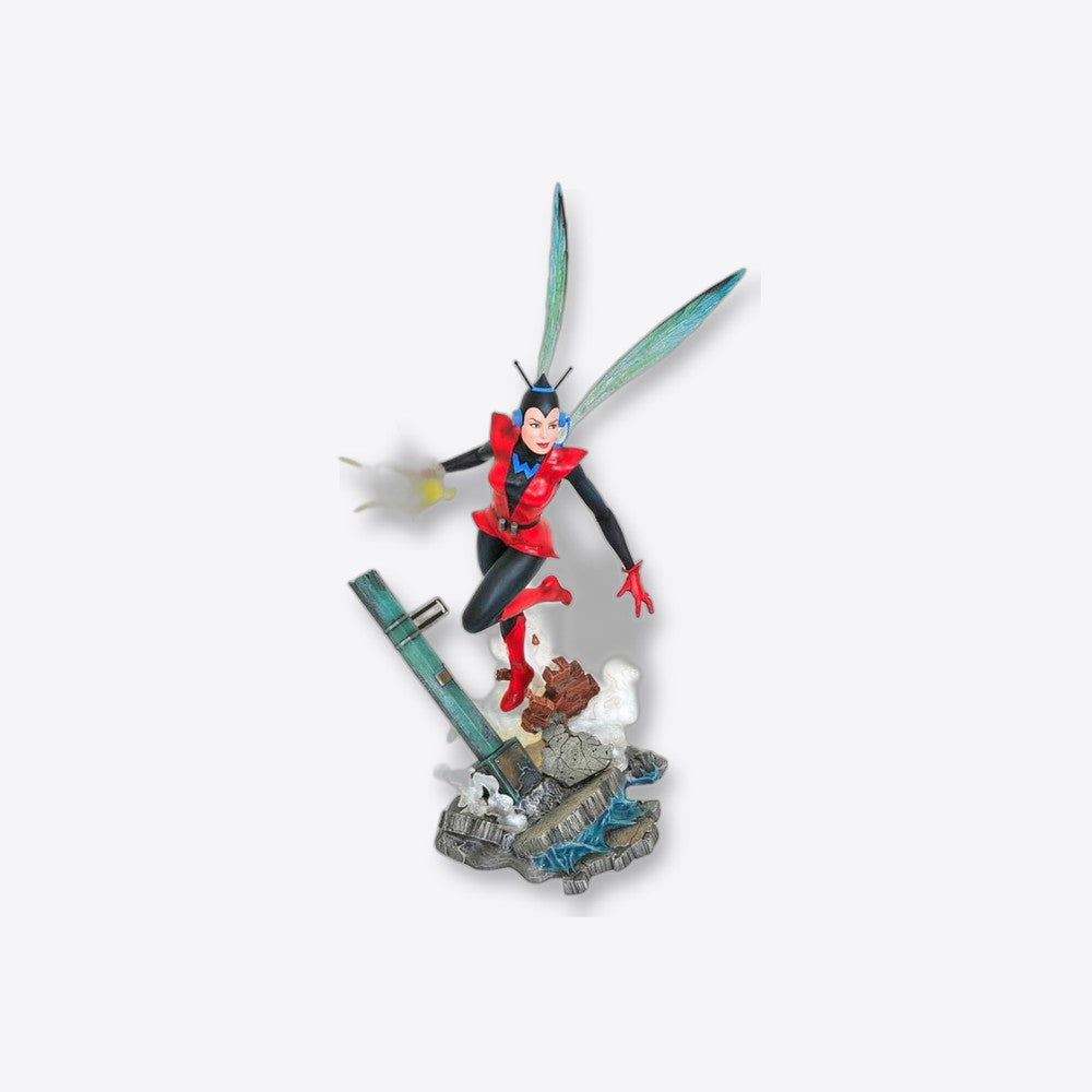 Diamond Select Estatua Wasp Marvel Gallery 33cm (imagen 3 de 6)