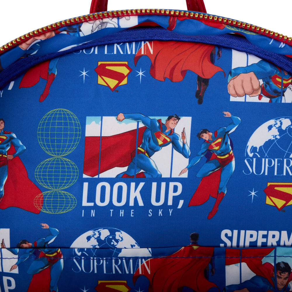 Mochila Superman DC Comics Loungefly 43cm (imagen 3 de 6)