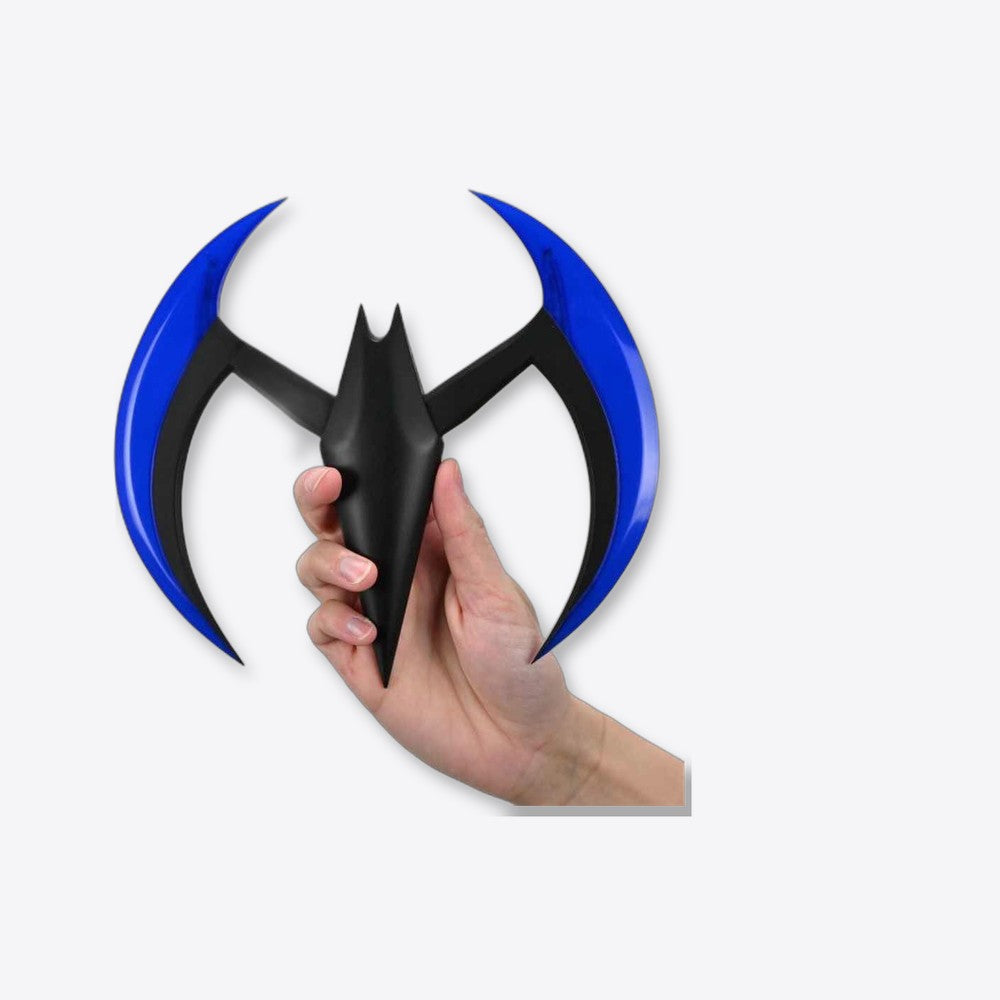 Replica neca batman beyond -  batarang blue with ligths (imagen 6 de 6)