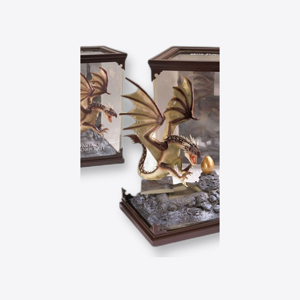 Figura the noble collection harry potter criaturas magicas húngaro cola cuerno (imagen 5 de 6)