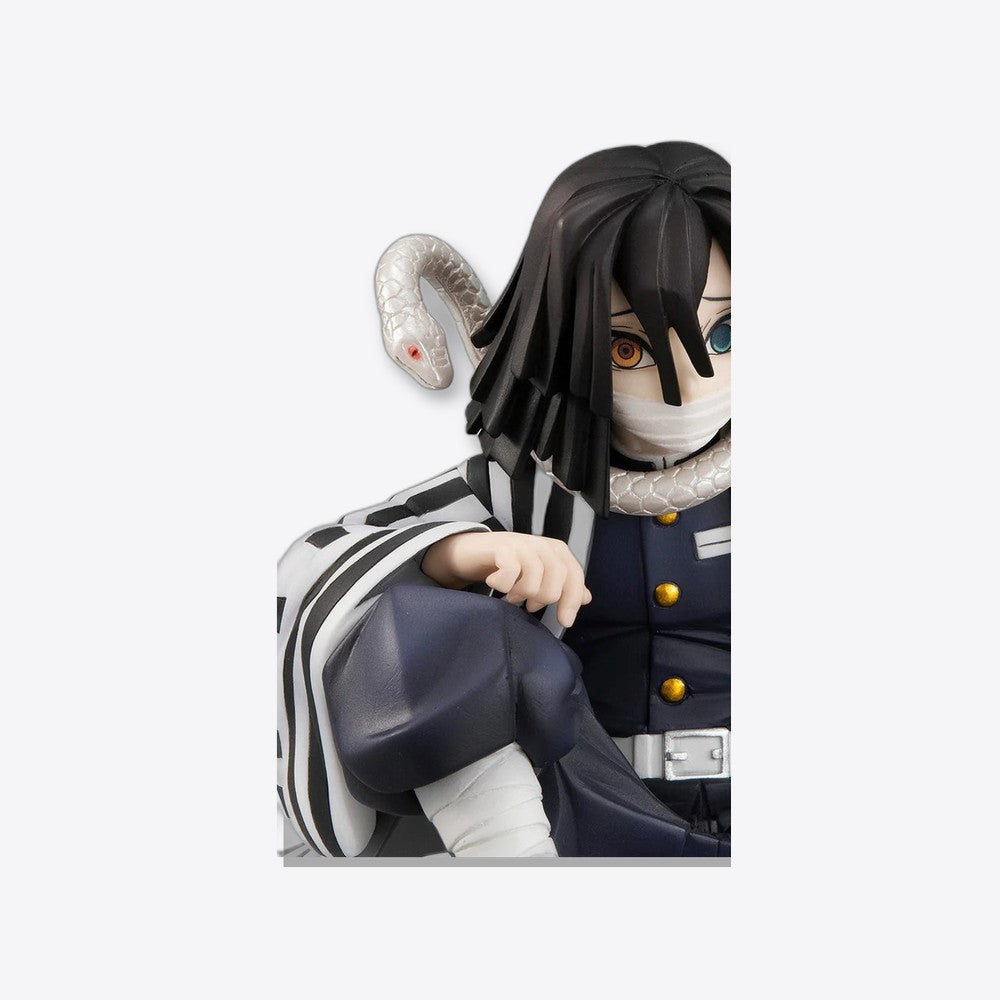 Figura megahouse demon slayer kimetsu no yaiba gem iguro obanai (imagen 3 de 6)