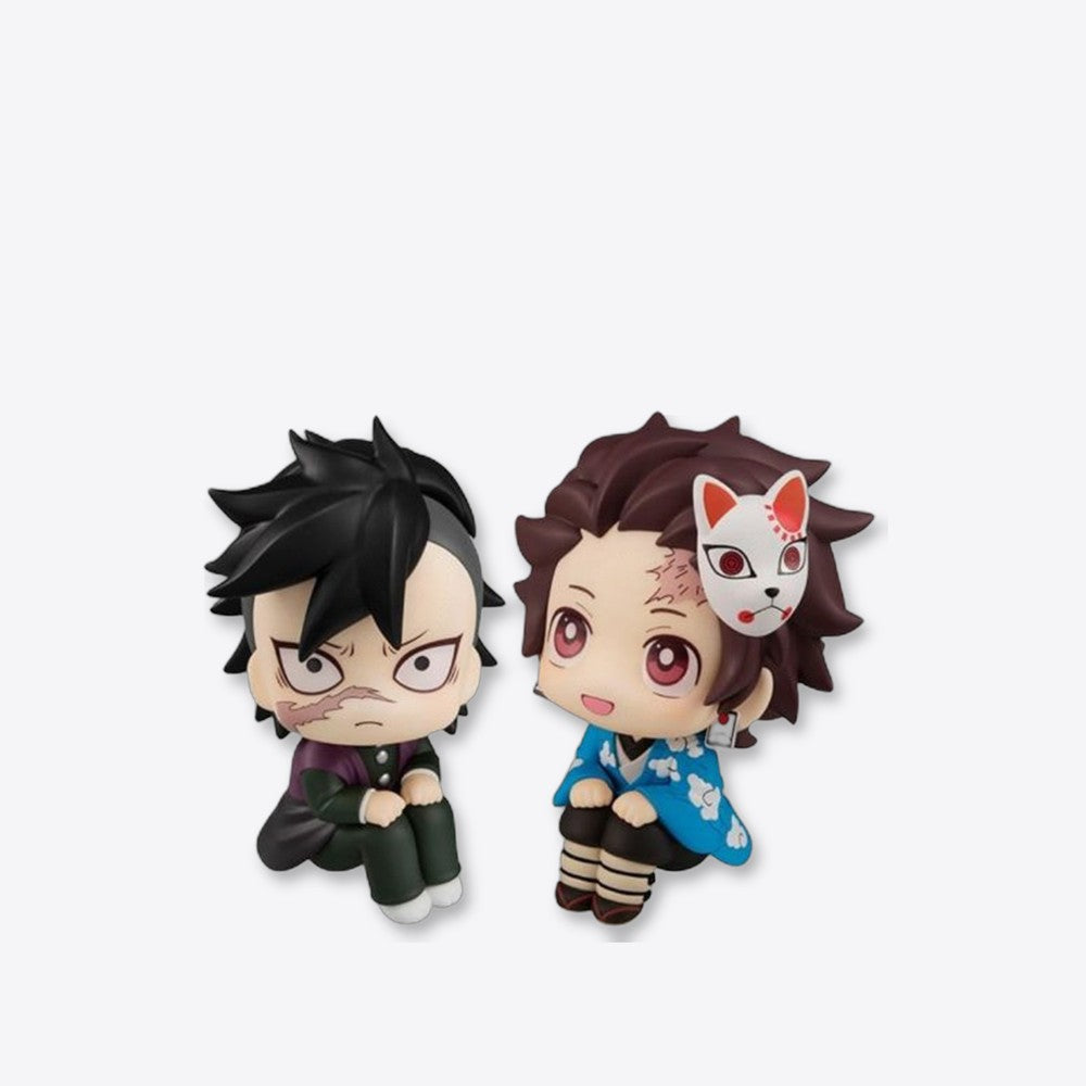 Pack 2 figuras megahouse look up genya & tanjiro kamado prueba final gift set (imagen 4 de 6)