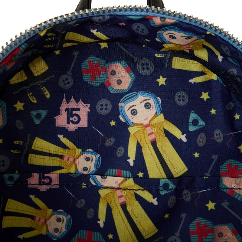 Mochila Muñeca Coraline Loungefly (imagen 5 de 6)