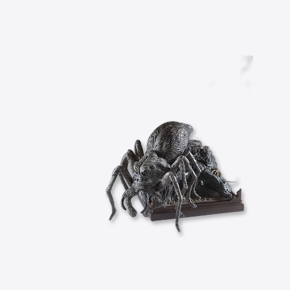 Figura the noble collection harry potter aragog criatura magica n 16 18 cm (imagen 4 de 6)