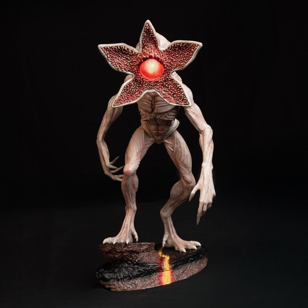 Erik Lampara Demogorgon Stranger Things (imagen 6 de 7)