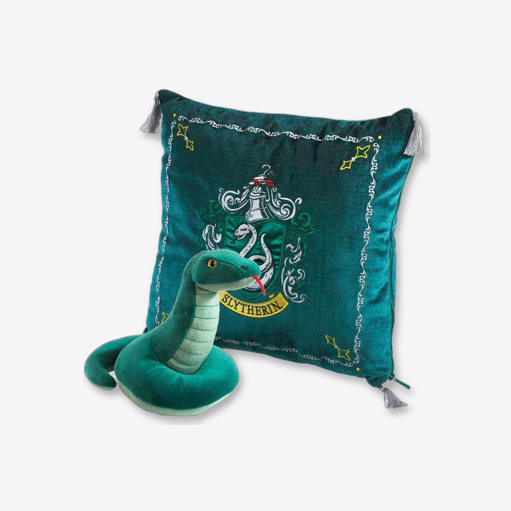 Peluche pack the noble collection harry potter serpiente mascota slytherin + cojin slytherin (imagen 2 de 6)