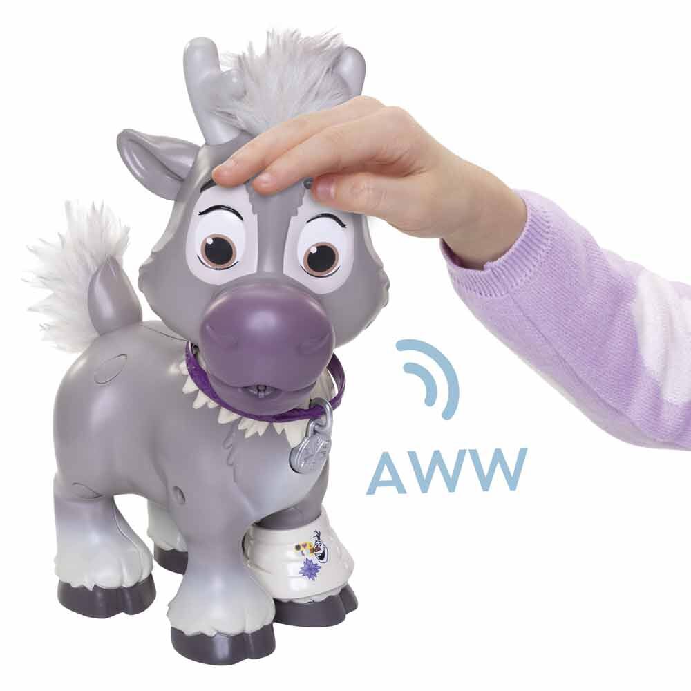 Jakks Pacific Kit de Cuidados Sven interactivo Frozen Disney (imagen 5 de 10)