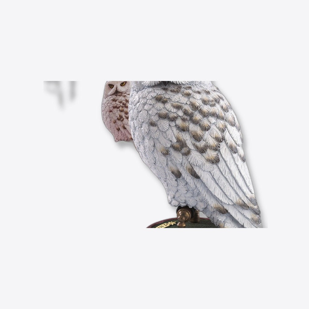 Figura the noble collection harry potter criaturas magicas estatua resina hedwig 24 cm (imagen 5 de 6)