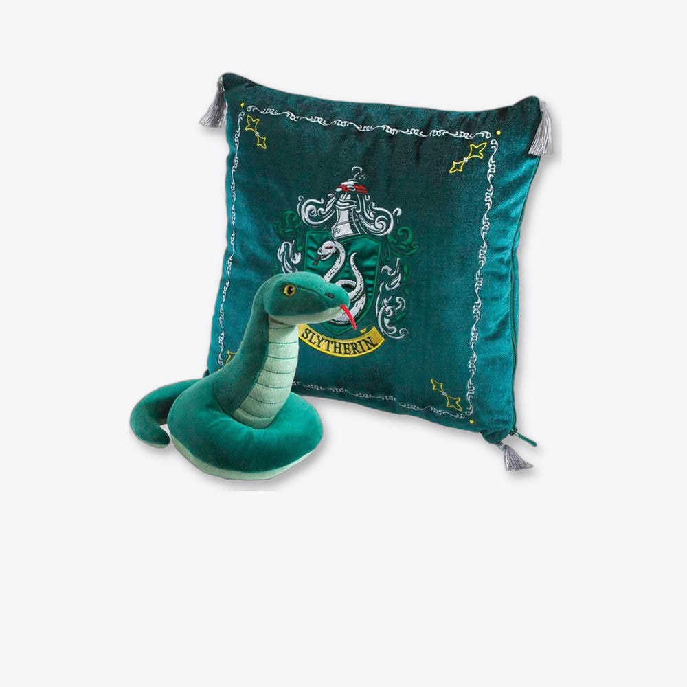 Peluche pack the noble collection harry potter serpiente mascota slytherin + cojin slytherin (imagen 6 de 6)