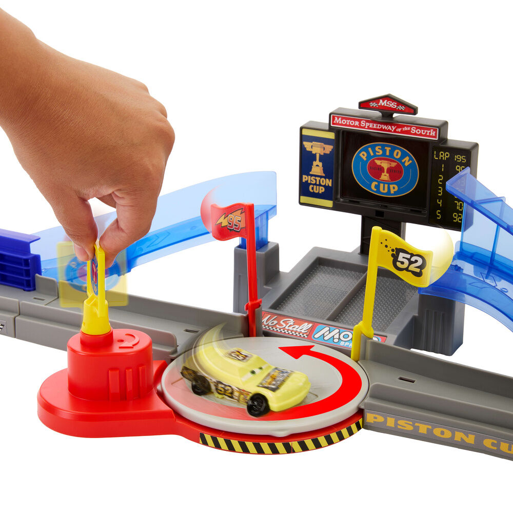 Disney Pixar Cars Pista Carreras Rayo McQueen Copa Pistón Mattel
