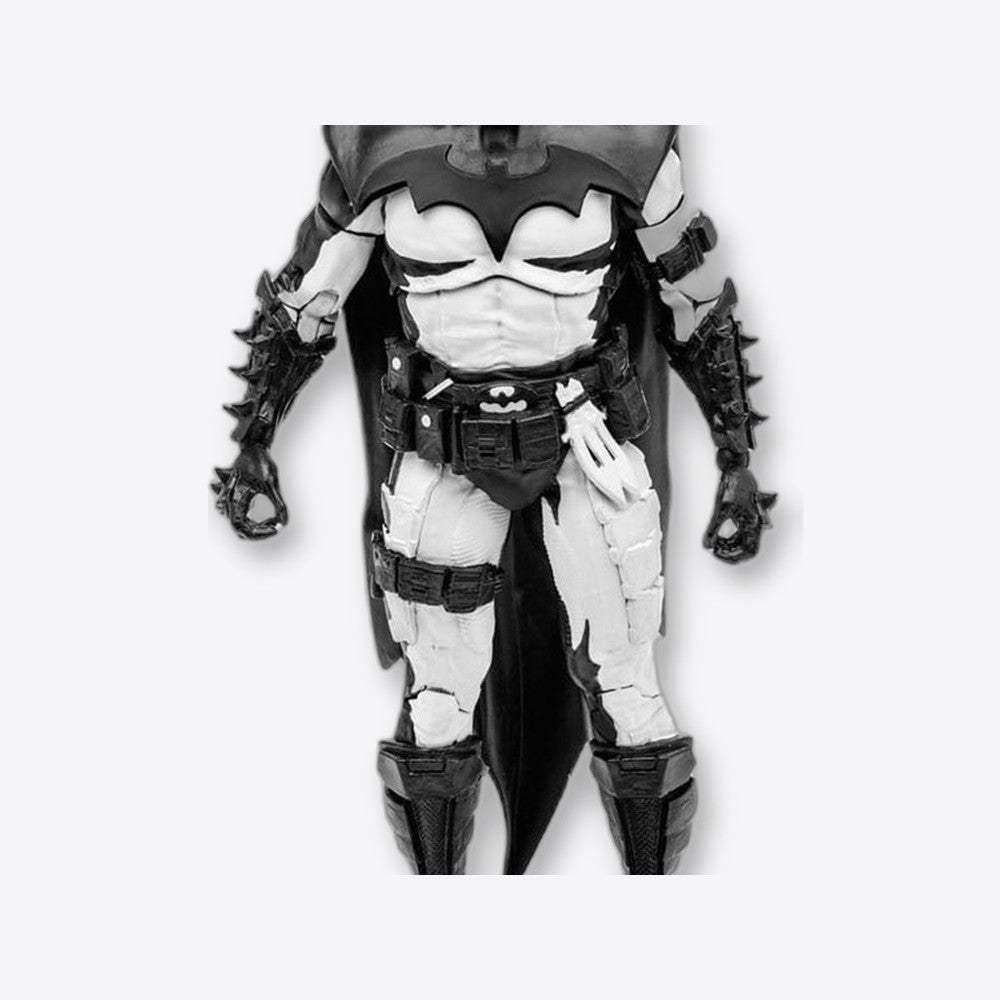 Figura mcfarlane toys dc multiverse 7in -  batman by todd mcfarlane (line art)(gold label) -  nycc (imagen 5 de 6)