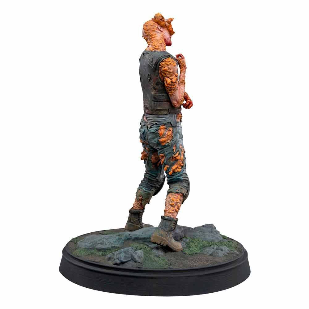 Dark Horse Figura Armored Clicker The Last of Us Part II 22cm (imagen 3 de 4)