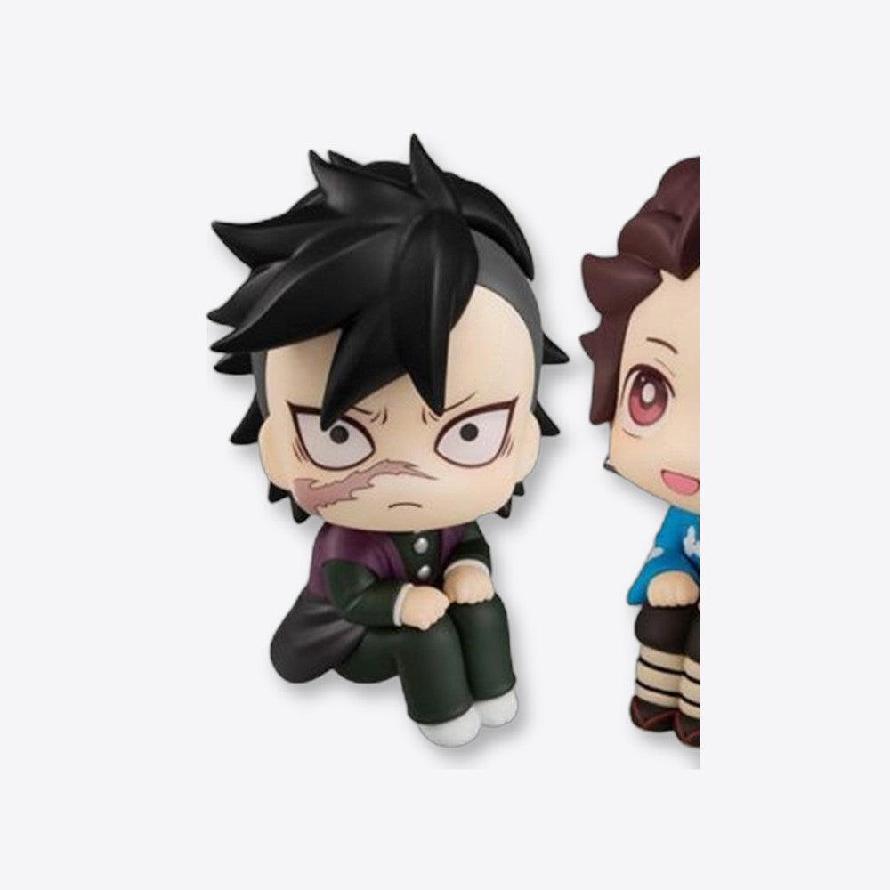 Pack 2 figuras megahouse look up genya & tanjiro kamado prueba final gift set (imagen 3 de 6)