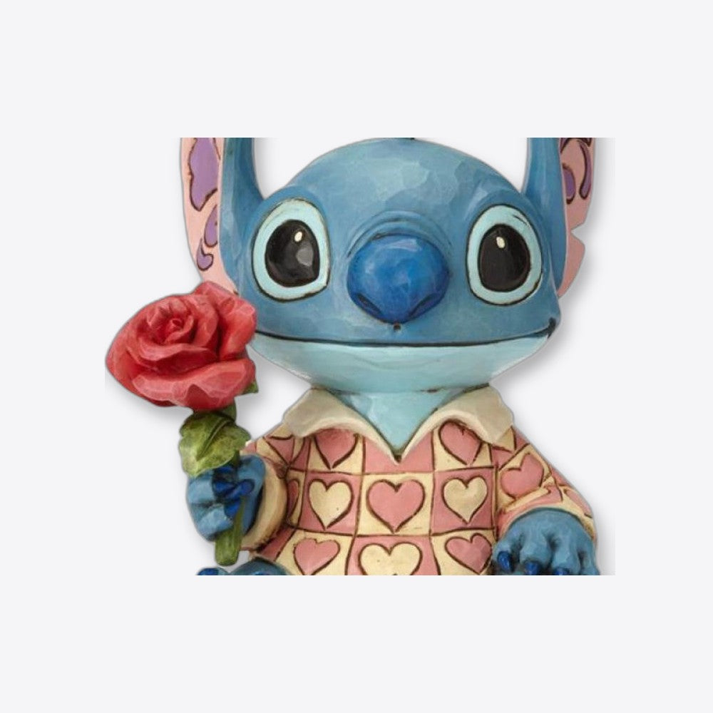 Figura enesco disney stitch san valentín (imagen 5 de 6)