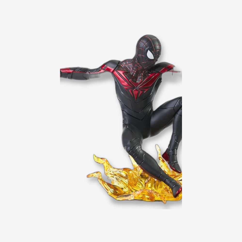 Diamond Select Figura Miles Morales Spiderman PS5 Marvel Gallery Comic 18cm (imagen 6 de 6)
