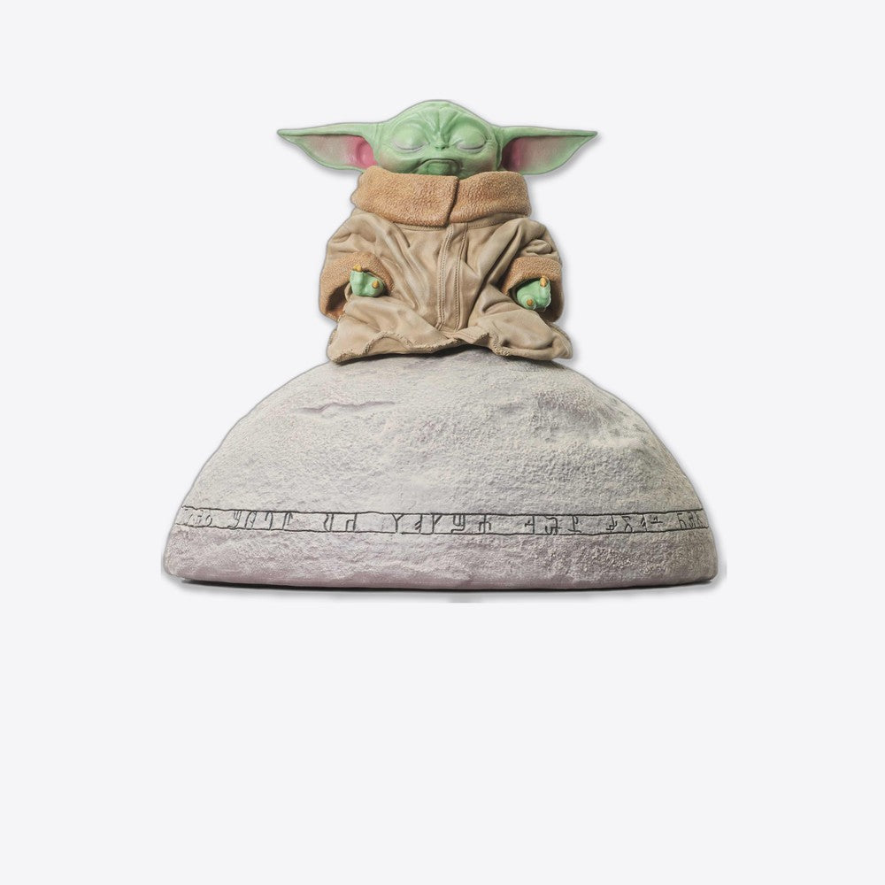 Figura diamond select toys star wars the mandalorian grogu on seein stone 1 - 6 escala milestones statue (imagen 6 de 6)