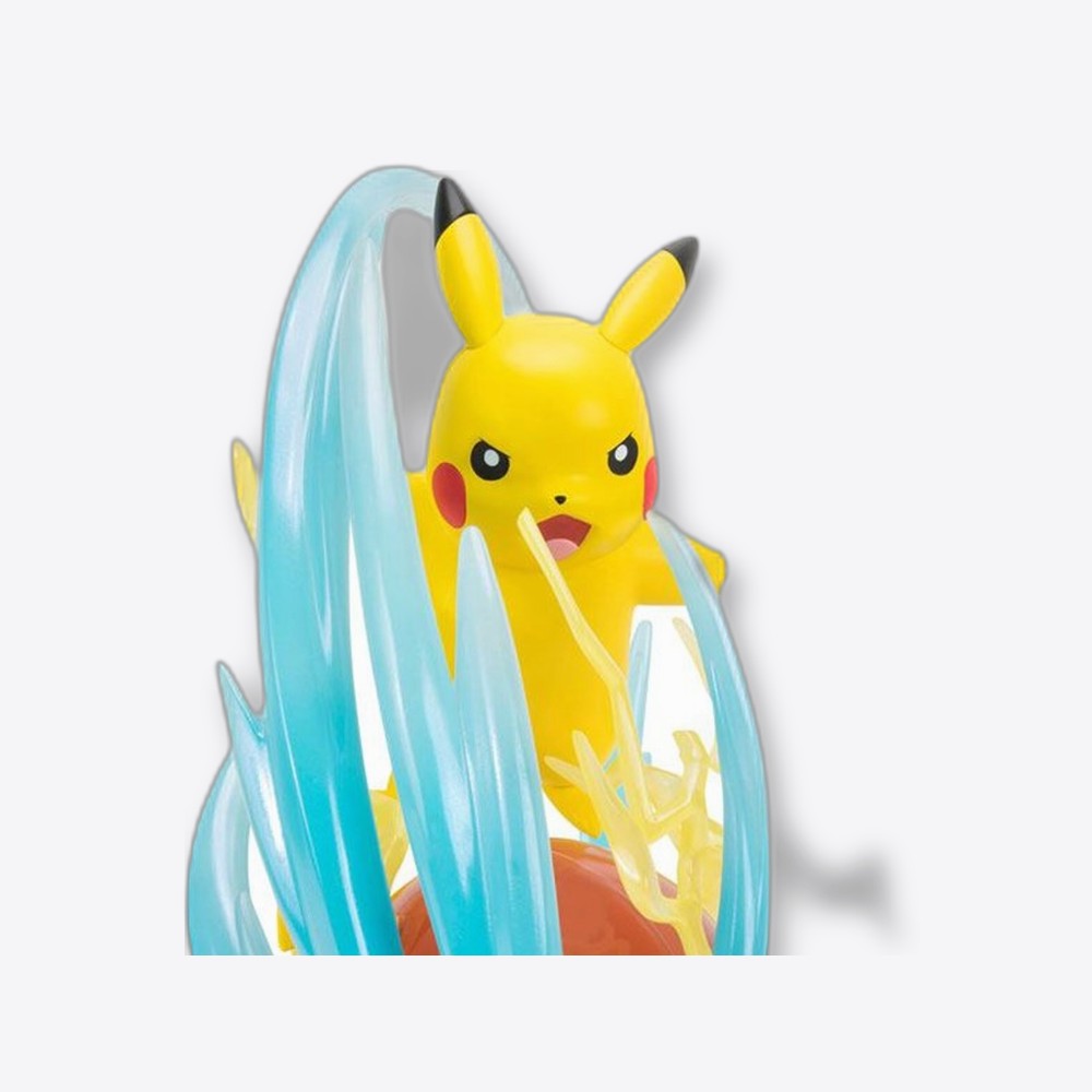 Jazwares Figura pokemon 25 aniversario con iluminación deluxe pikachu (imagen 3 de 6)