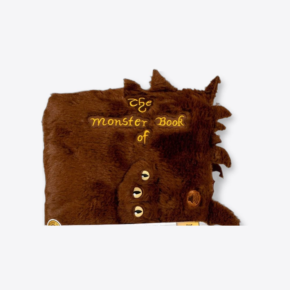 Play By Play Peluche Libro de los Monstruos Harry Potter 55cm (imagen 3 de 6)